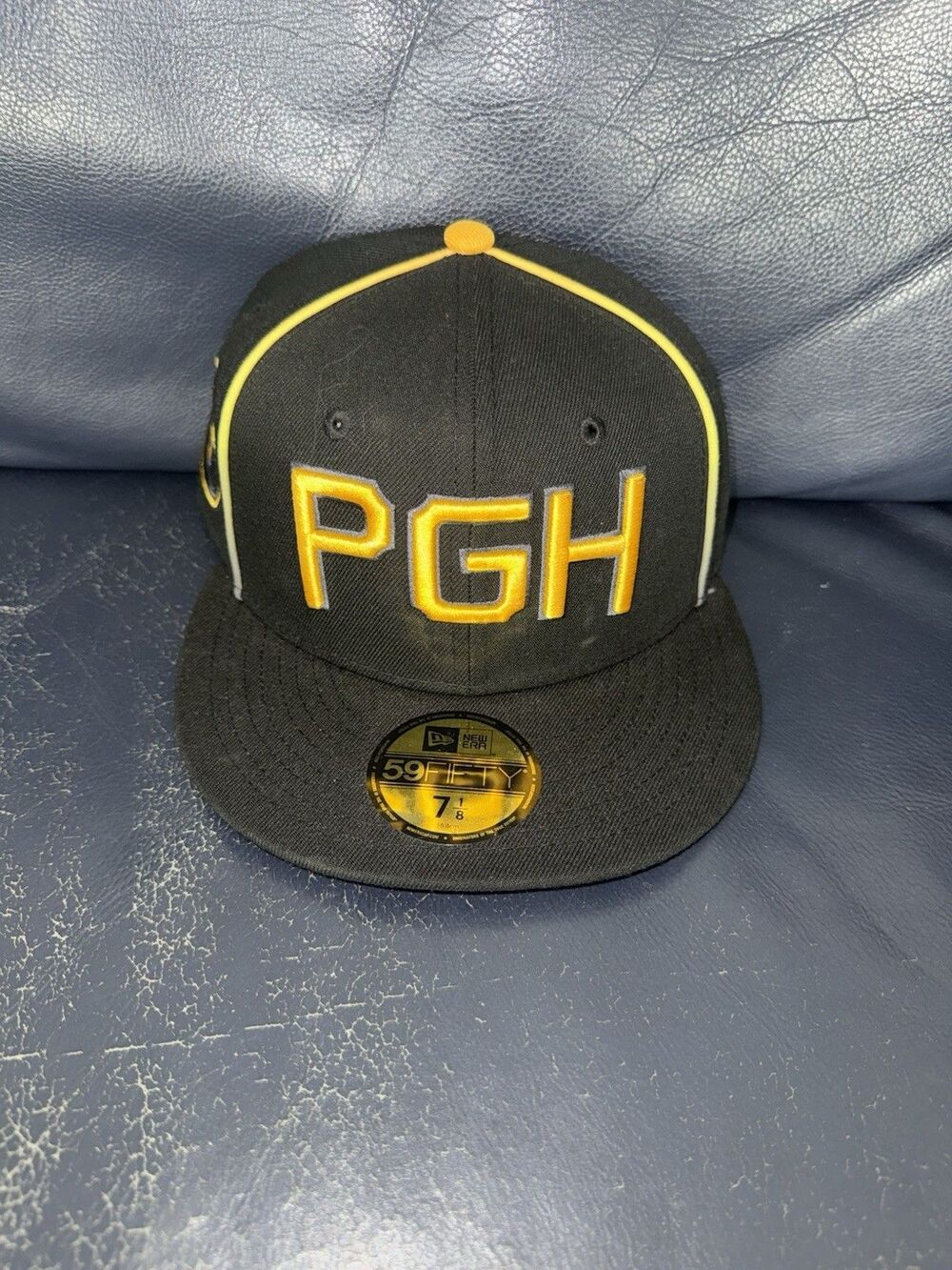 New Era Pittsburgh Pirates City Connect 59FIFTY Size 7 1/8 Snapback Hat NEW